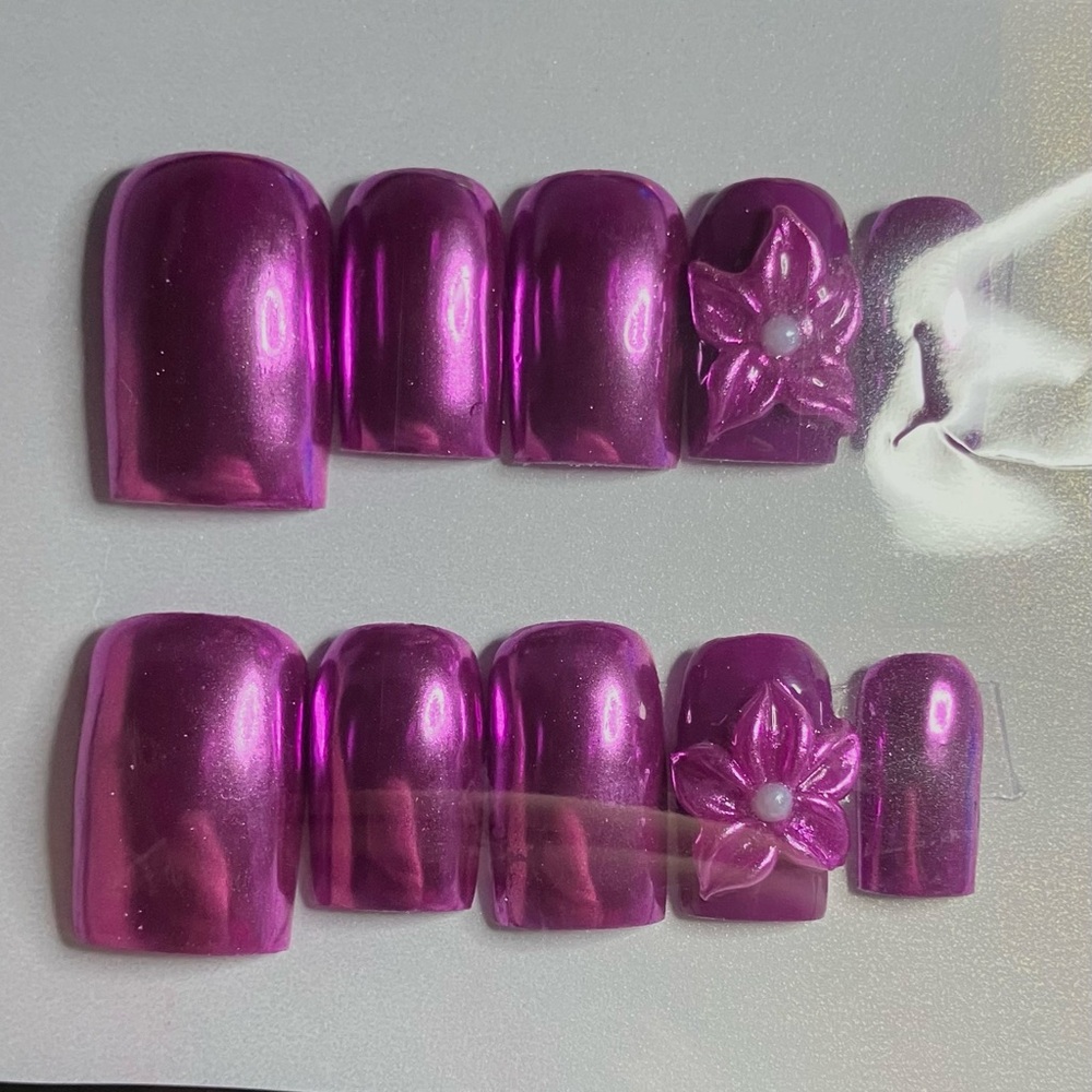 Metallic Fuchsia Press-On Nail Set with 3D Flower Accent